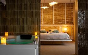 Love Room Suite Bali - Auray en Bretagne